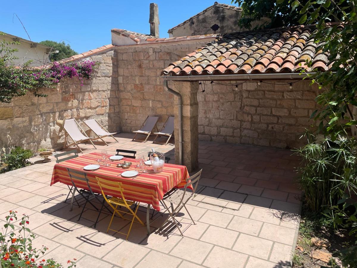 Maison De Maitre Proche Plage A Aigues-Mortes Exterior foto